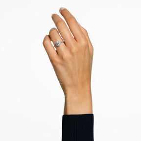 Swarovski Constella cocktail sormus, vaalea metalli ja kirkkaat kristallit, 5642625
