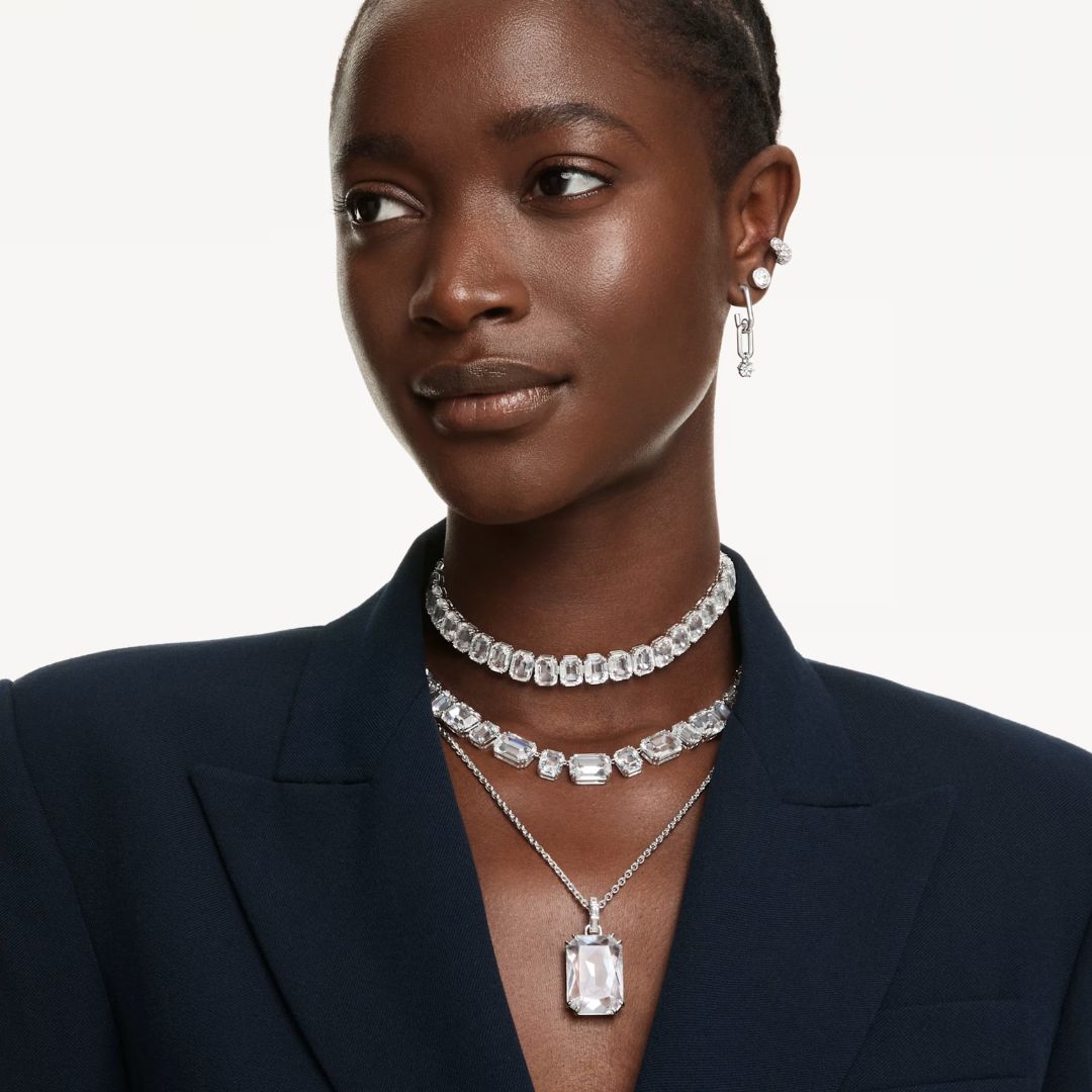 Swarovski Constella korvakorut, vaalea metalli ja kirkkaat kristallit 5728584