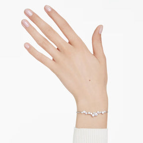 Swarovski Constella rannekoru, vaalea metalli, kirkkaat kristallit ja valkoiset helmet, 5705618