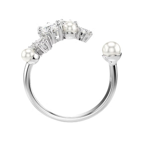 Swarovski Constella sormus, vaalea metalli kirkkailla kristalleilla ja valkoisilla helmillä
