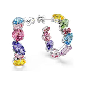 Swarovski Gema rengaskorvakorut vaalea metalli ja eri väriset kristallit 5692412