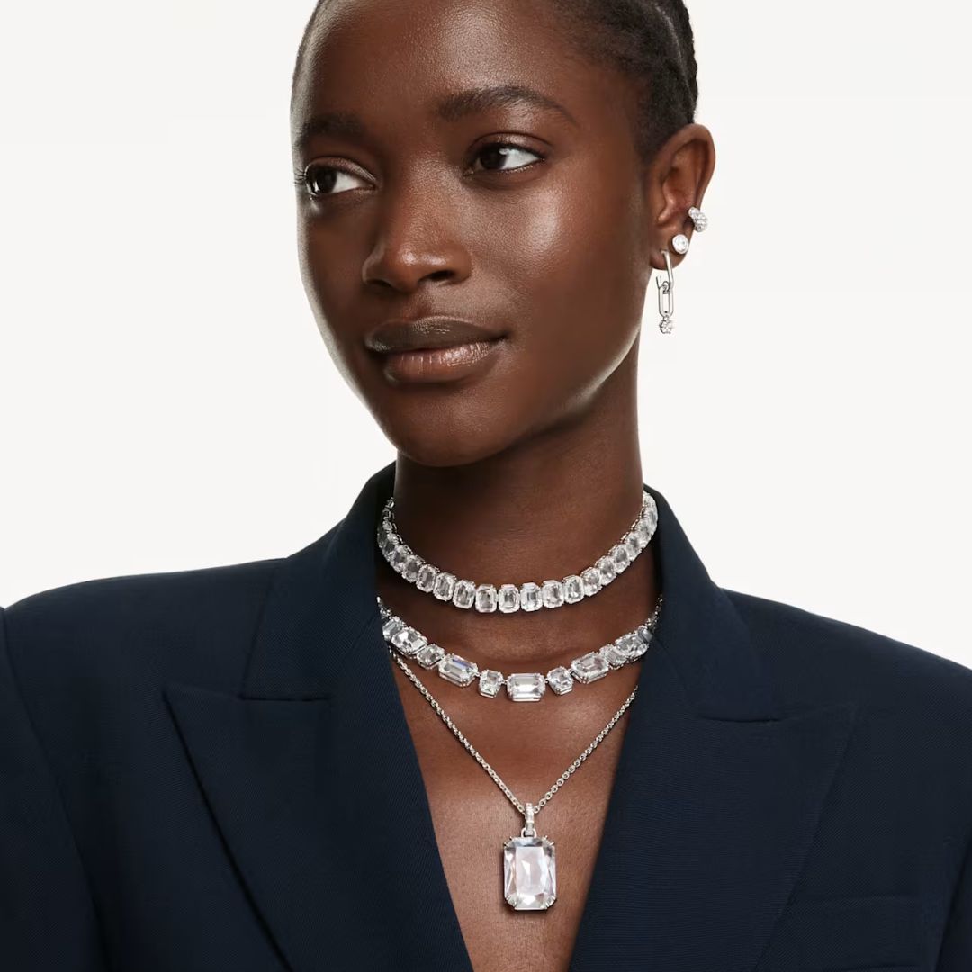 Swarovski Millenia ネックレス シルバー　ミレニア Swarovski Millenia Pendant, Rhodium Plated Metal and White Crystals 57