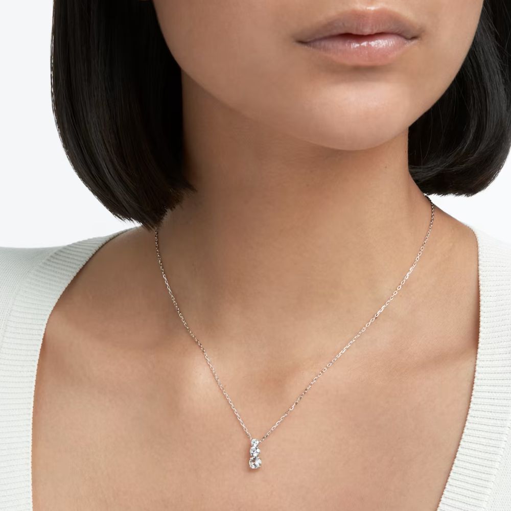 Swarovski Stilla Attract Trilogy kristalliriipus, vaalea ja kirkkaat kristallit