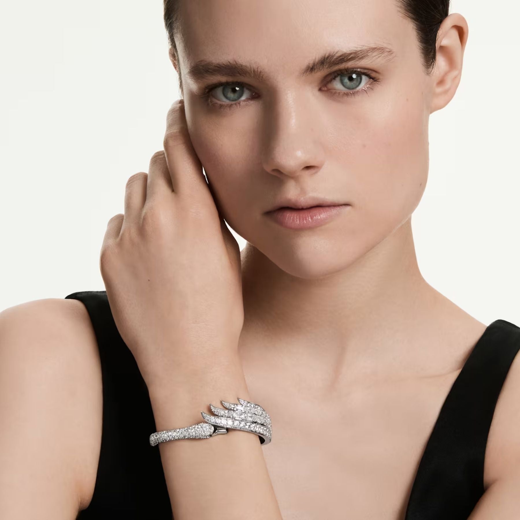 Swarovski Vienna rannerengas, vaalea metalli, kirkkaat zirkoniat ja kristallit, 5749066