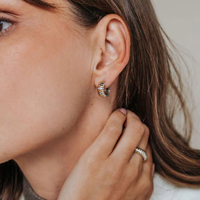 TI SENTO rengaskorvakorut, keltakullattua hopeaa ja zirkonit, 78024ZY