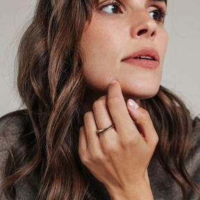 TI SENTO sormus, keltakullattua hopeaa ja zirkonit, 1953BY