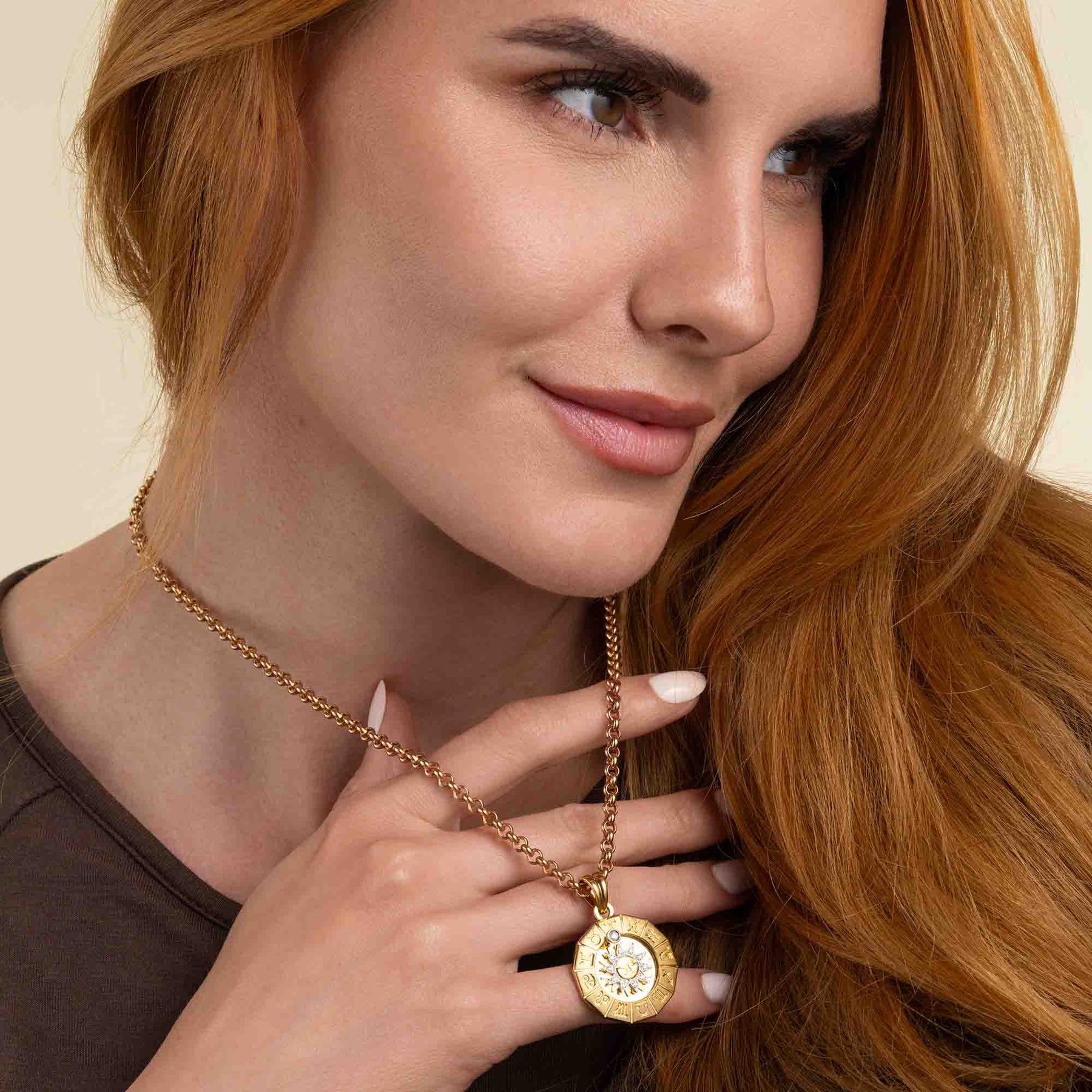 Zodiac Diamond Pendant 0,14ct, Large, Yellow Gold