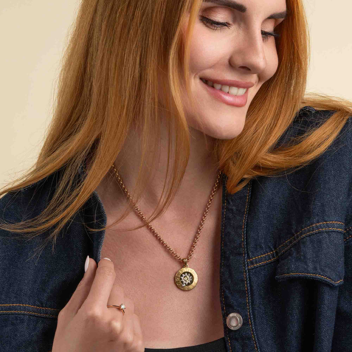 Zodiac Diamond Pendant 0,02ct, Medium, Yellow Gold