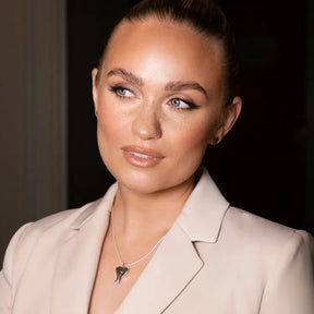Efva Attling Angel riipus, hopeaa