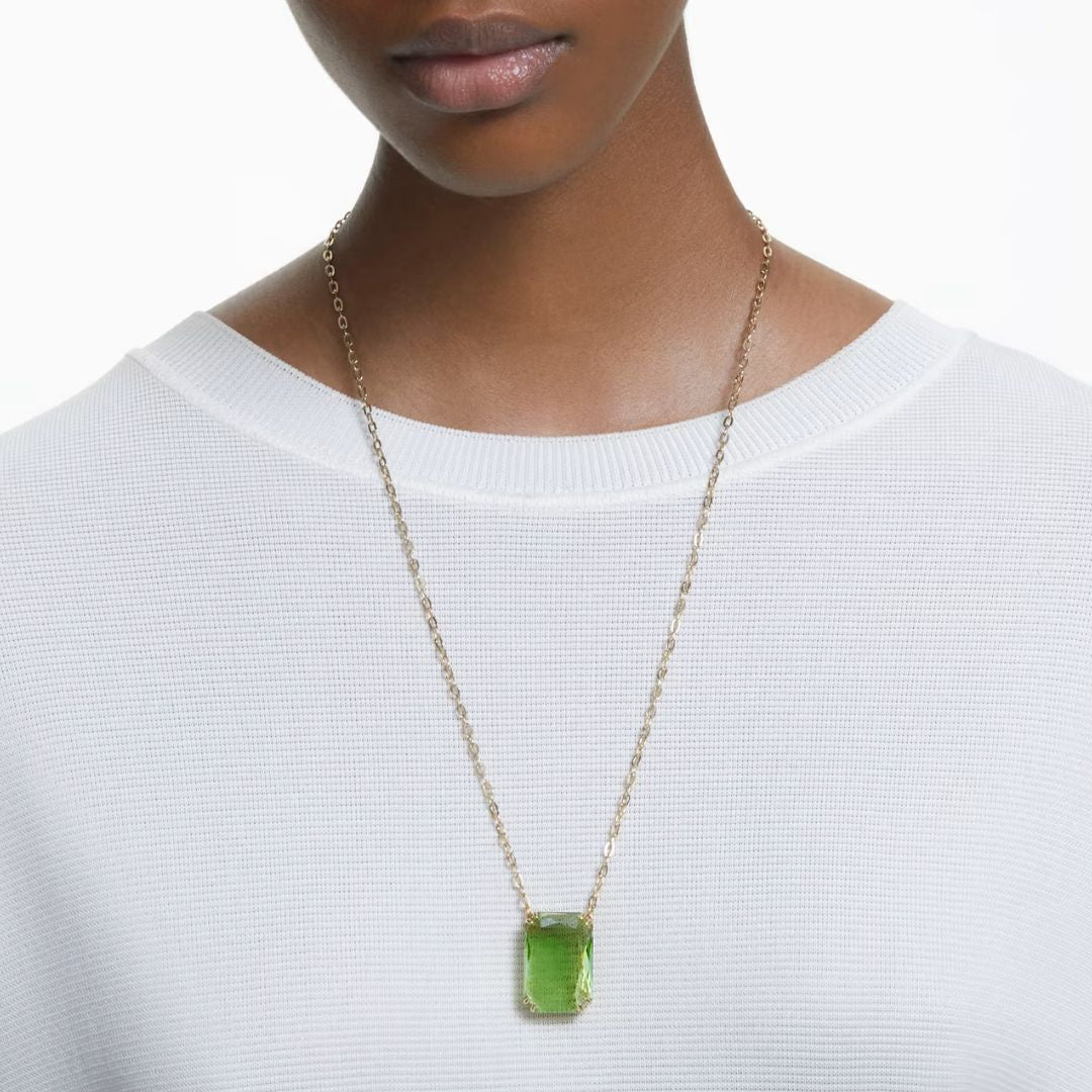 Swarovski Millenia pendant with green crystal